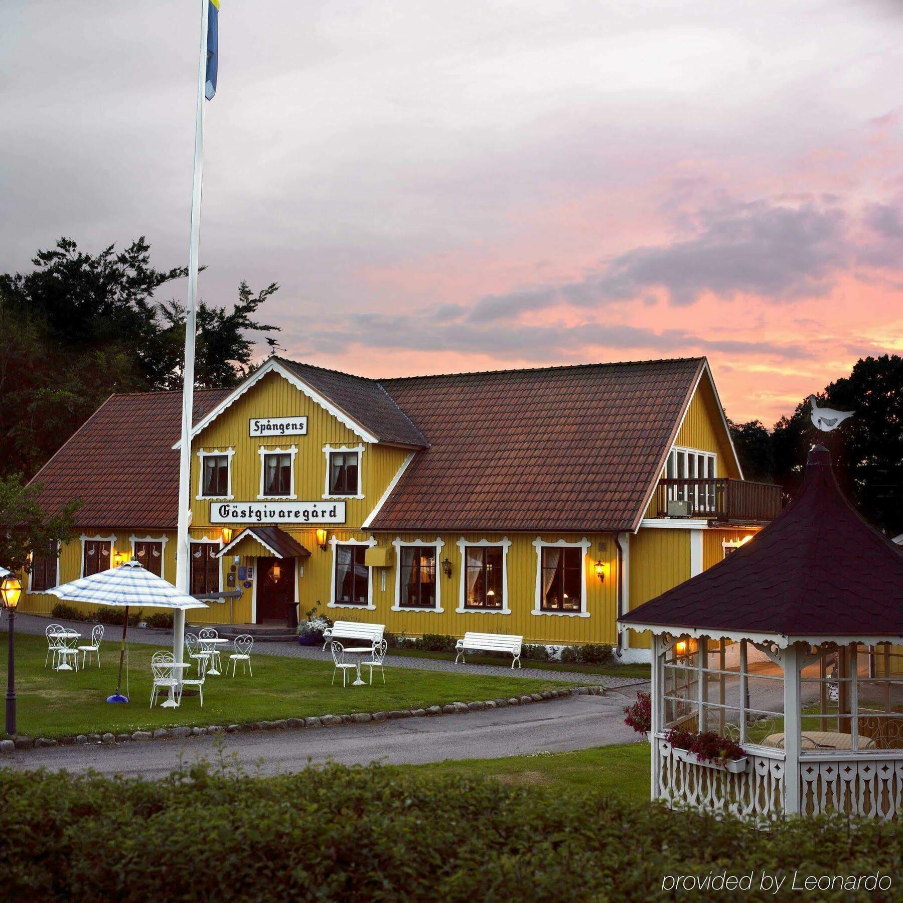 Spangens Gastgivaregard Inn Ljungbyhed Buitenkant foto